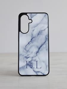 Valge-sinine marmormustriga Samsung Galaxy kaas initsiaalidega personaliseeritud