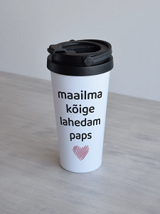 personaalne termoskruus – foto, tekst või mõlemad Valge 500 ml termoskruus, must keeratav sangaga kaan, personaliseeritud oma tekstiga.