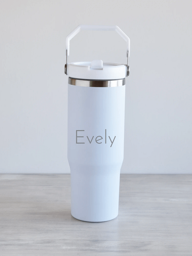 Valge matt kõrre ja sangaga joogipudel, 900ml, nimega personaliseeritud, helehall